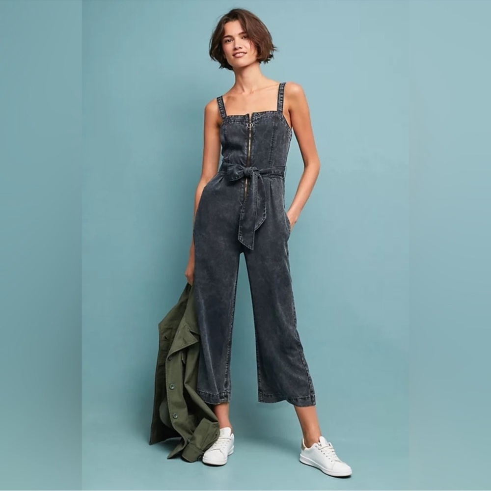 Paige Dagny Jumpsuit. Size: S